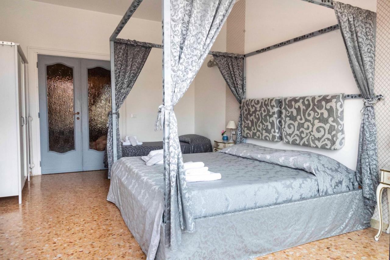 Merulana Suite S.Peter Rom Exteriör bild